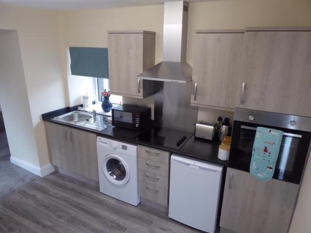 Gwynedd House Flat 3 Apartment Pentraeth ภายนอก รูปภาพ